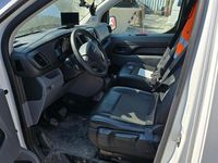 Gebraucht Opel Vivaro Basis 122 PS (89 kW) 2021 Weiß Van / Kleinbus
