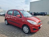 Gebraucht Hyundai i10 Edition 69 PS (50 kW) 2013 Rot Kleinwagen