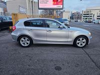 Gebraucht BMW 116 122 PS (89 kW) 2010 Titansilber metallic Kleinwagen