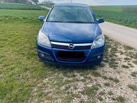 Gebraucht Opel Astra 105 PS (77 kW) 2006 Blau Limousine