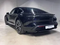 Neu Porsche Taycan 4 Black Edition 319 kW (435 PS) 2026 Tiefschwarzmetallic Limousine