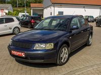 Gebraucht VW Passat Comfortline 110 PS (80 kW) 1997 Blau Limousine