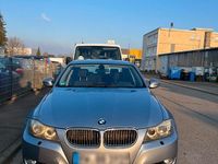 Gebraucht BMW 330 245 PS (180 kW) 2009 Blau Limousine