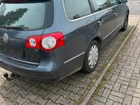 Gebraucht VW Passat 122 PS (89 kW) 2009 Grau Kombi