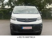 Gebraucht Opel Vivaro-e Combi Edition 122 PS (89 kW) 2021 White jade Van / Kleinbus