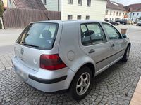 Second-hand VW Golf IV 75 CP (55 kW) 2000 Gri Berlinǎ