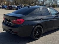 Gebraucht BMW 320 190 PS (139 kW) 2018 Schwarz Limousine