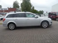 Gebraucht Opel Astra 116 PS (85 kW) 2010 Silber Limousine