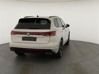 Neu VW Touareg R-line 286 PS (210 kW) 2025 Sechura beige metallic SUV
