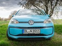 Second-hand VW up! Join 60 CP (44 kW) 2018 Albastru Hatchback
