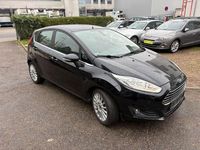 Gebraucht Ford Fiesta Titanium 101 PS (74 kW) 2014 Schwarz Kleinwagen