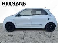 Second-hand Renault Twingo Techno 60 kW (82 CP) 2023 Alb Hatchback