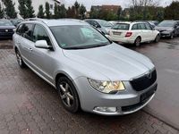 Gebraucht Skoda Superb 170 PS (125 kW) 2010 Silber Limousine