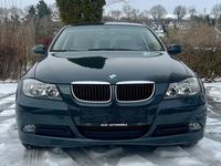 Gebraucht BMW 318 129 PS (94 kW) 2007 Grün Limousine