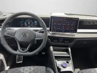 Neu VW Tayron R-line 193 PS (141 kW) 2026 Delfingrau metallic (metallic) SUV
