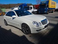 Gebraucht Mercedes E300 211 PS (155 kW) 2009 Weiß Limousine