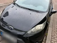 Gebraucht Ford Fiesta 60 PS (44 kW) 2010 Schwarz Kleinwagen