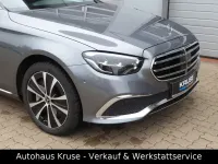 Gebraucht Mercedes E300 194 PS (142 kW) 2023 Grau Limousine
