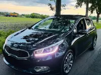 Gebraucht Kia Ceed 128 PS (94 kW) 2014 Schwarz Kleinwagen