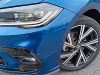 Gebraucht VW Polo R-line 110 PS (80 kW) 2024 Blau Kleinwagen