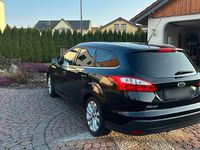 Gebraucht Ford Focus 105 PS (77 kW) 2012 Schwarz Kombi