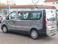 Second-hand Renault Trafic Expression 145 CP (106 kW) 2016 Gri Monovolum