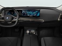 Gebraucht BMW iX 300 kW (408 PS) 2025 Weiß SUV