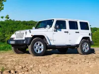 Gebraucht Jeep Wrangler Unlimited Sahara 200 PS (147 kW) 2013 Weiß SUV