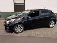 Gebraucht Kia Rio DREAM-TEAM Edition 84 PS (61 kW) 2016 Schwarz Kleinwagen