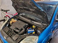 Gebraucht Ford Fiesta 70 PS (51 kW) 2004 Blau Kleinwagen