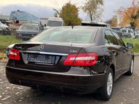 Gebraucht Mercedes E220 170 PS (125 kW) 2009 Braun Limousine