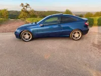 Gebraucht Mercedes C320 218 PS (160 kW) 2003 Blau Coupé
