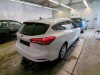 Gebraucht Ford Focus Cool & Connect 150 PS (110 kW) 2020 Weiß Kombi