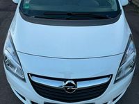 Gebraucht Opel Meriva Edition 101 PS (74 kW) 2017 Weiß Van / Kleinbus