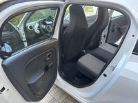 Gebraucht Renault Twingo 71 PS (52 kW) 2018 Weiß Kleinwagen