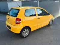 Gebraucht VW Fox 54 PS (39 kW) 2009 Gelb Kleinwagen