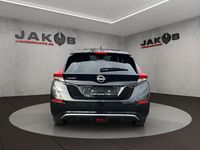 Gebraucht Nissan Leaf Tekna 110 kW (150 PS) 2022 Schwarz Kleinwagen