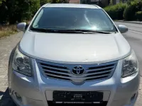 Gebraucht Toyota Avensis 150 PS (110 kW) 2010 Silber Kombi