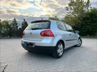 Gebraucht VW Golf 102 PS (75 kW) 2004 Silber Coupé