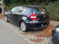 Gebraucht BMW 118 129 PS (94 kW) 2007 Schwarz Kleinwagen