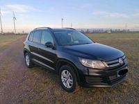 gebraucht VW Tiguan 1.4 TSI 90kW BlueMot Tech Sport & Sty...