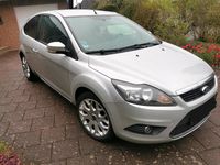 Gebraucht Ford Focus 116 PS (85 kW) 2009 Silber Limousine