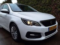 Gebraucht Peugeot 308 120 PS (88 kW) 2018 Weiß Limousine