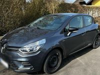 Gebraucht Renault Clio IV LIMITED 90 PS (66 kW) 2018 Grau Kleinwagen