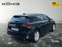 Usado Kia Ceed Edition 7 101 CV (74 kW) 2023 Negro Utilitario