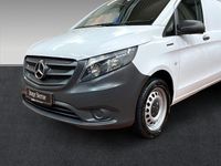 Gebraucht Mercedes e-Vito 85 kW (116 PS) 2021 Arktikweiß Van / Kleinbus