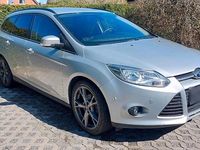 Używany Ford Focus S 125 KM (91 kW) 2014 Srebrny Kombi