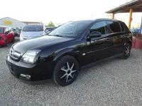 Usata Opel Signum Edition 155 CV (114 kW) 2005 Nero Utilitaria
