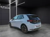 Używany VW ID.3 Pro 150 kW (204 KM) 2024 Biały Hatchback