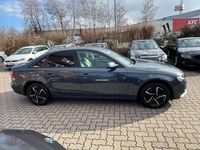 Gebraucht Audi A4 Attraction 120 PS (88 kW) 2009 Grau Limousine